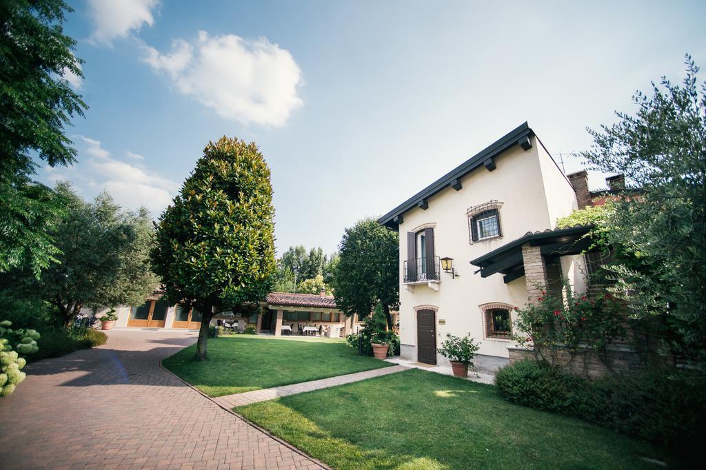 Residenza Le Batesine Verona Bagian luar foto