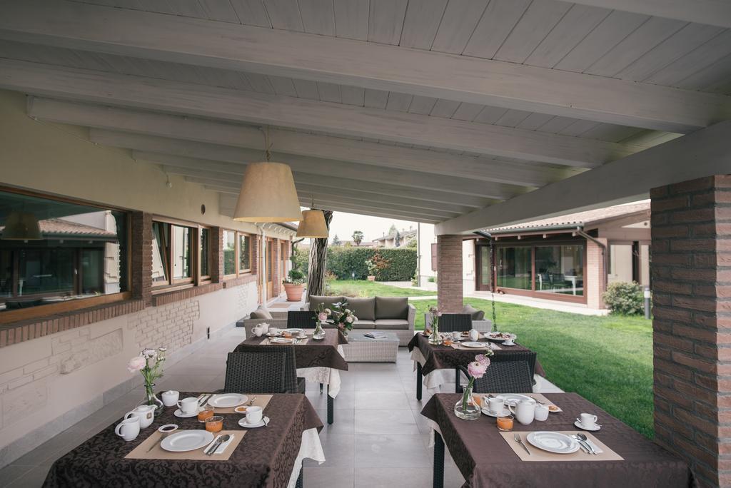 Residenza Le Batesine Verona Bagian luar foto