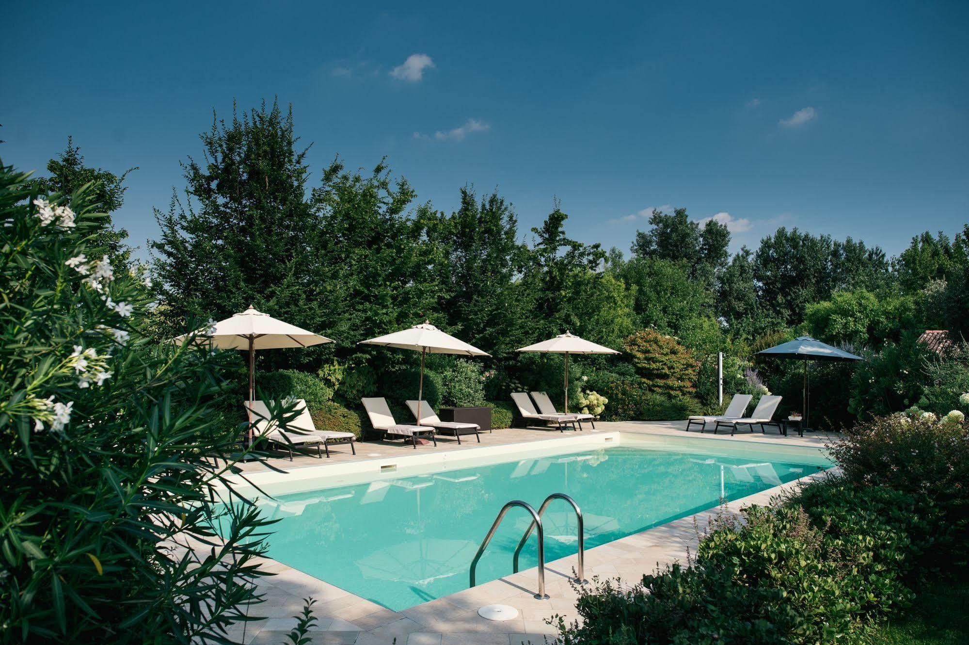 Residenza Le Batesine Verona Bagian luar foto